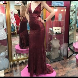 XS Wine Red Sequin Prom dress worn in 2019 prom!